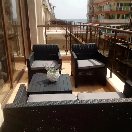 Apartament Nataly Sea View Апартаменты *